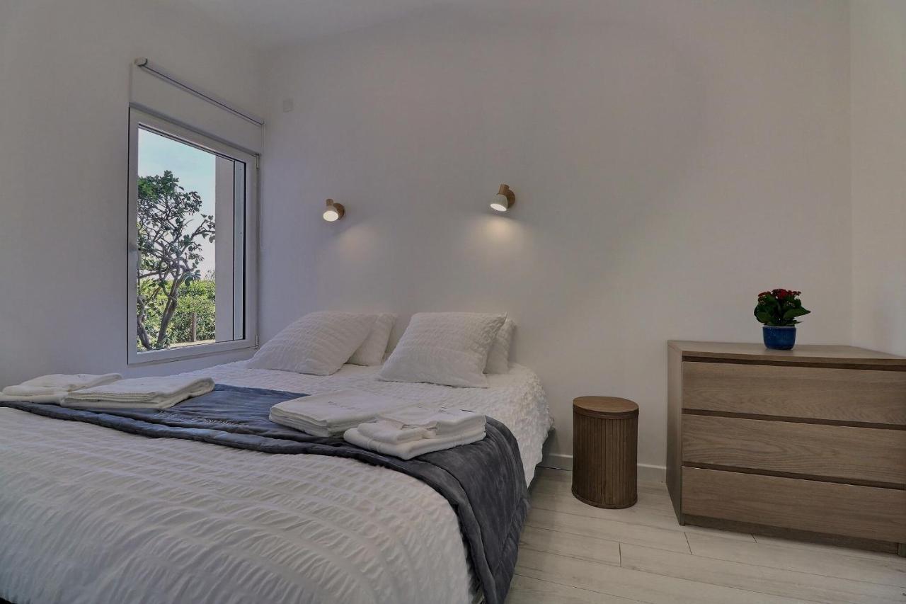 Villa Des Fontenelles La Croix-Valmer Bagian luar foto