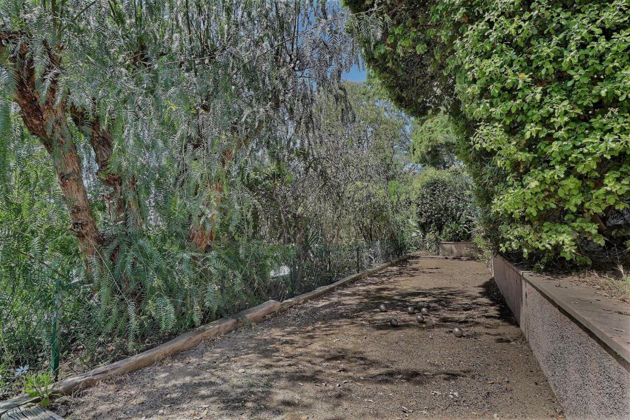 Villa Des Fontenelles La Croix-Valmer Bagian luar foto