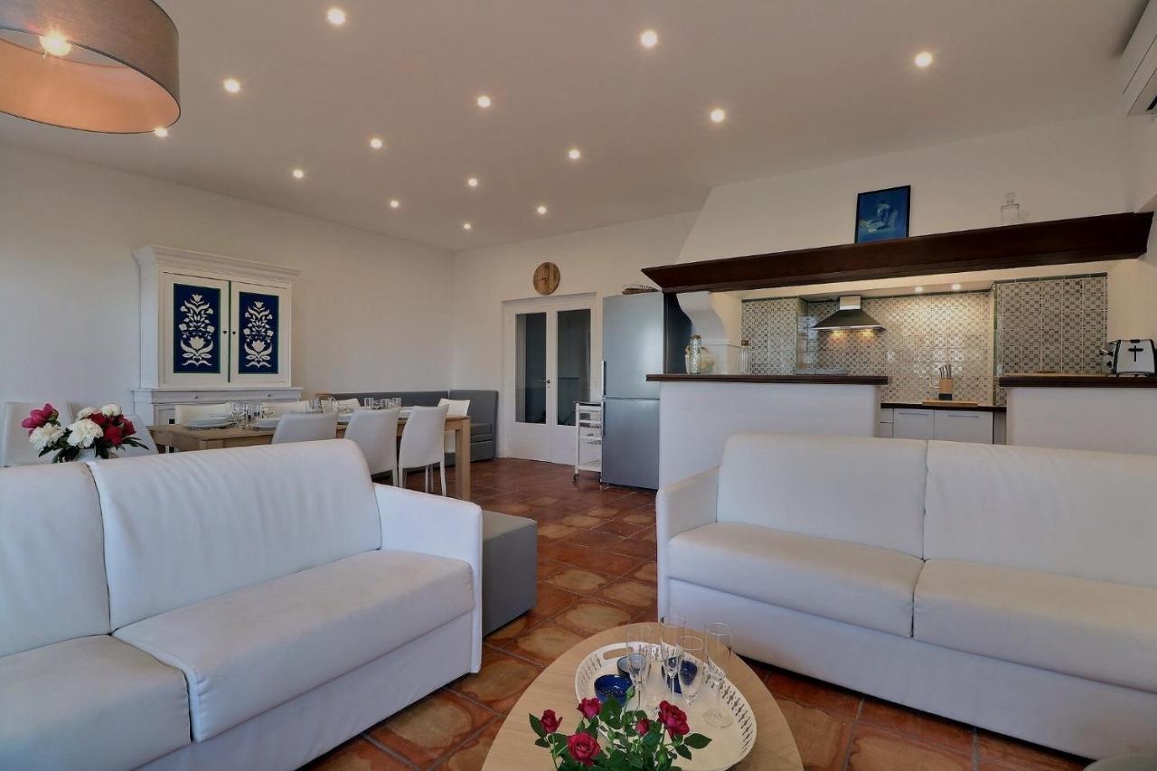 Villa Des Fontenelles La Croix-Valmer Bagian luar foto